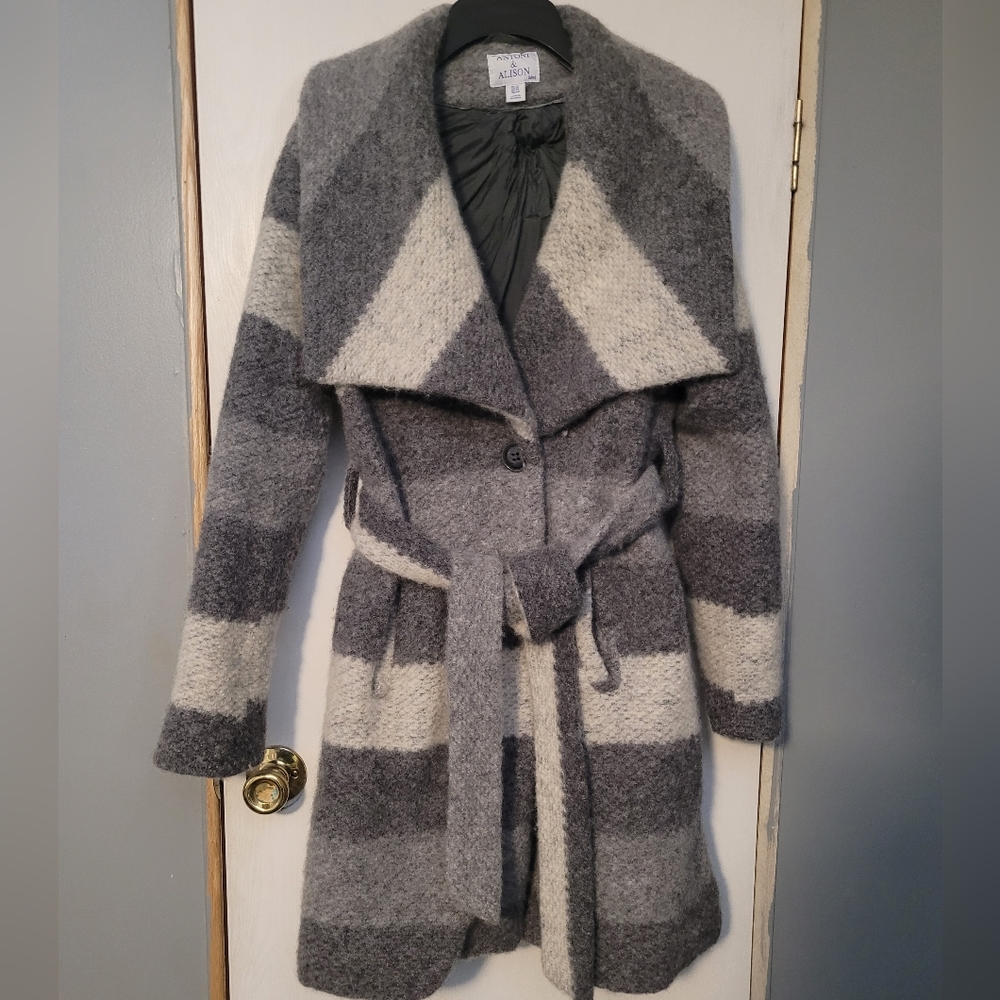 Wool coat Antoni & Alison size 10